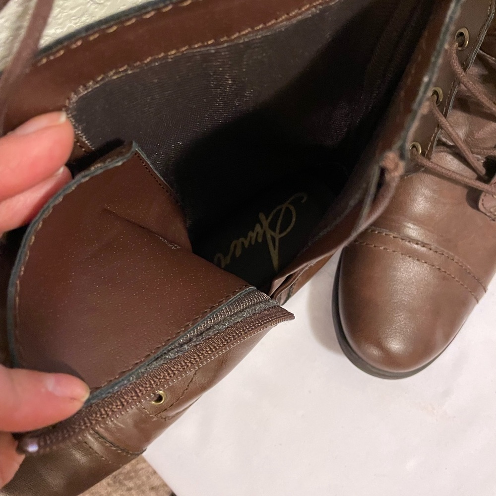 AMERICAN RAG Lace Zip Up Combat Boots in Brown Size 8